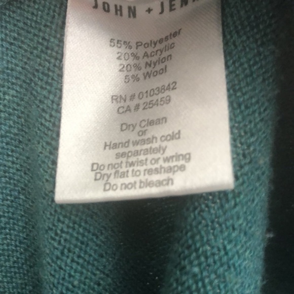 John And Jenn Boxy Green Ruffle Sweater XS - Picture 7 of 7